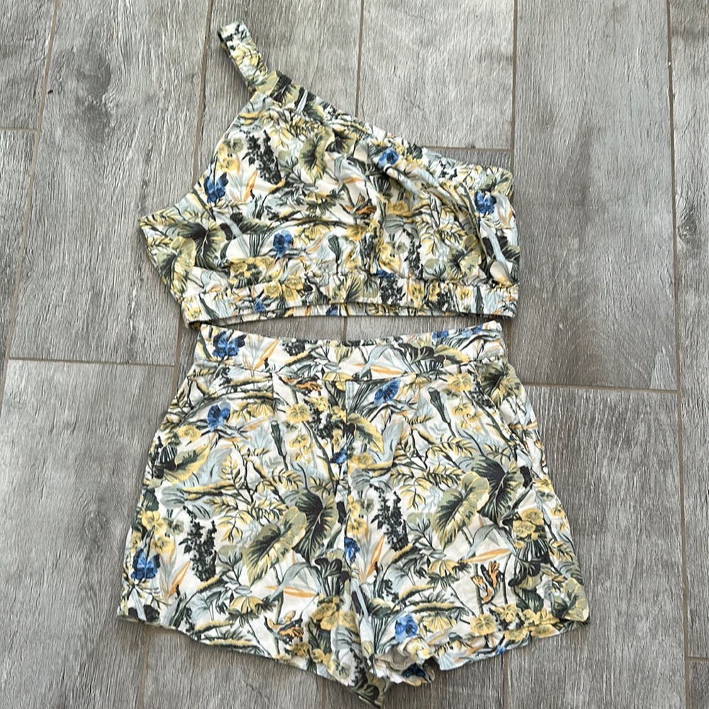 Abercrombie Two Piece short and tank set